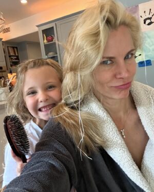 Brooke Burns Instagram - Lost a bet. Worth it. 🥰💋