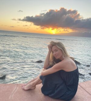 Brooke Butler Instagram - BRB dreaming of ways to love you