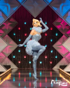 Brooke Lynn Hytes Instagram - Feather?! I barely know’er!

A new episode of @canadasdragrace out this Thursday with the lovely @chrisjallaire 

💃🏼 @artdefashion 
🦃 @kirstenklontz 
💄 @viktorpeters 
📸 @asquaredphoto 

#canadasdragrace