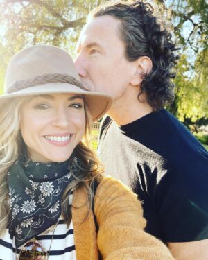 Brooke Nevin Instagram - Oooh! @thehuntingtonlibrary and gardens - you are a beauty! 

How had I never before stepped foot inside this magical botanical realm?

What’s something you haven’t experienced that you’ll like to do in 2022? 

#curated #wildness #nature #botanicalgardens #huntingtongardens