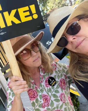 Brooke Smith Instagram - Today on the picket line at Warner Brothers. Always better with friends ❤️ @romyrosemont   @fredmolina9953 
#sagaftrastrong @sagaftra #wgastrong @wgawest