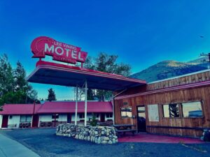 Bruce Campbell Instagram - All vacancy.