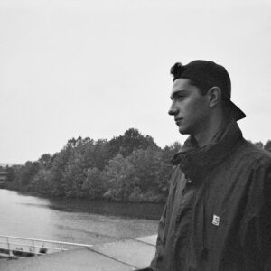 Bruce Herbelin-Earle Instagram - hello