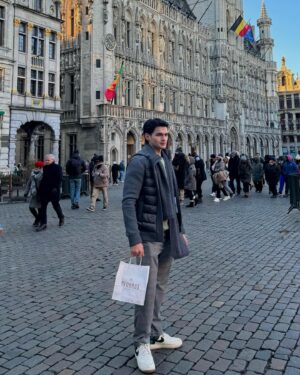 Bruce Roeland Instagram - a freezing sunny day in brussels 🇧🇪