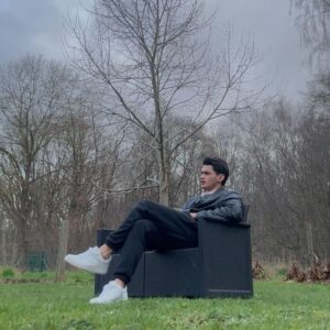 Bruce Roeland Instagram - belgium dump:
~ a serene chapter for reflection and family.