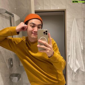 Bruce Sirikorn Kananuruk Instagram - 🍊🍋