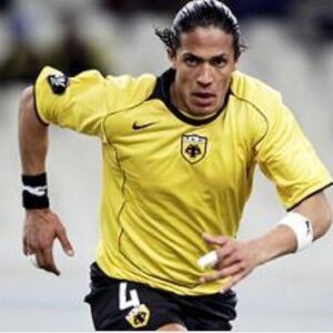 Bruno Alves Instagram - After 17 years I am back to give back all my best my energy knowledge and focus to this club that support always throw all this years thank you @aekfc_official