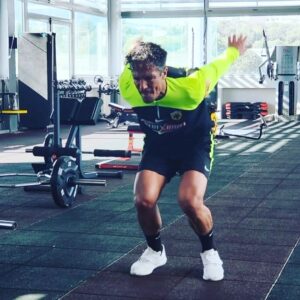 Bruno Alves Instagram - The athletic spirit still there and everyday I take care of myself training and doing some exercises that makes me able to be good in heading duels and jump ! Keep moving forward give to receive , motivation and ambition and commitment with everything I do !#jump #fly #doyourbest #believe