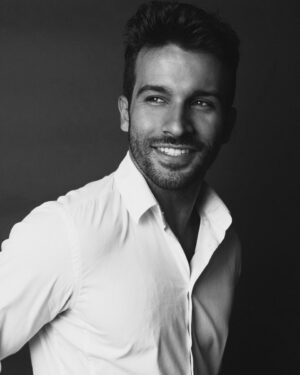 Bruno Bevan Instagram - Sorria mais, transmita paz, não desista jamais! #tbt