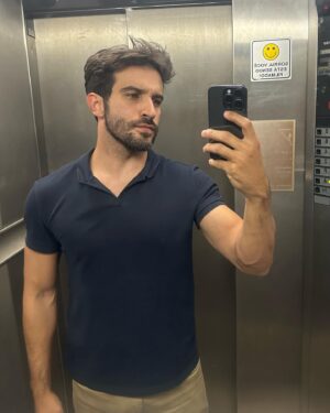 Bruno Bevan Instagram - Semana curta, corrida e produtiva, que todos tenham um bom feriado! 🏝️
