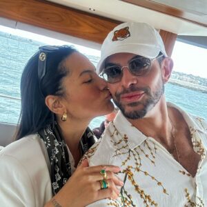 Bruno Carvalho Alcantara Instagram - Celebration! 
viva ela. 

#friends #celebration #boat #bday #amor #lgbtq #brunoalcantara #cheers #happiness #ocean #california