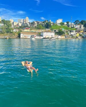 Bruno Carvalho Alcantara Instagram - Bahia que não me sai do pensamento …

Bahia won’t get out of my mind.

#bahia #summer #brazil #salvador #friends #besttime #happiness #vacation #lgbtq #trip #lgbtqtravelers #beautifuldestinations #axé