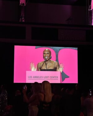 Bruno Carvalho Alcantara Instagram - What a beautiful night @lalgbtcenter 

#lgbtq #losangeles #brunoalcantara #gala #pride #beautifulnight #happiness #queer