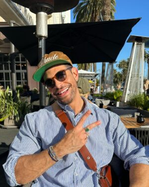 Bruno Carvalho Alcantara Instagram - Life is delicious! 

#weekend #sunny #losangeles #lgbtq #patio #california #brunoalcantara #beachview #delicious