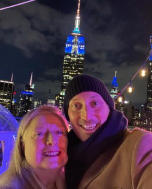 Bruno Gouery Instagram - THANK YOU NEW YORK !!!

Unforgettable…

🗽✨🤩🎸🇺🇸💥❤️

@starmandarren 
@sjoelbrown 
@lilyjcollins 
@margritpolak 
@empirestatebldg 
@franceinnyc 
@edgar_nyc 
@jillmartin 
@nicoledevilaine 
@nikkiwarshaw 
@ryanliza 
@showninparis 
@tods 
@fay_brand 

#newyork #usa #series
