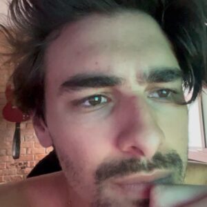 Bruno Montaleone Instagram - tbt um de cada canto da vida até esses 27.