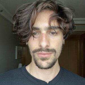 Bruno Montaleone Instagram - Quem não brinca de fazer careta tá vivendo errado. Bom dia