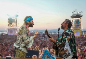 Brunori Sas Instagram - Questo triangolo no, non l'avevo considerato...

@lorenzojova @renatozer0 @jovabeachparty