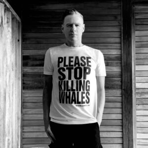 Bryan Adams Instagram - Just the fact that this T-shirt has to get printed blows my mind. I remember the save the whales campaign from the 1970s! Even after years of people campaigning to stop whaling, there are still countries that persist like Japan, St Vincent/Bequia, the Faroe Islands and Norway that consider it acceptable to kill these magnificent giants. There’s no need for it, despite any cultural or aboriginal claims of sustainability. The future is recognising that killing animals for food is fucking up the planet. Thanks to @katharinehamnett for the T-shirt. #pleasestopkillingwhales #inspire #pleasestopkillingwhalesanddolphins #savethewhales #govegan 🌱 🐋 🐳
