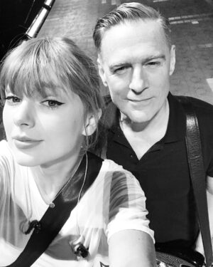 Bryan Adams Instagram - Sang with the gorgeous @taylorswift tonight in #toronto ...what a treat 🙂Thanks Taylor!