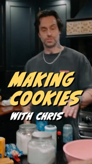 Bryan Callen Instagram - And when I say cooking with Chris I mean I baked while he sabotaged.
#comedyreels #funnyvideos #bryancallen #chrisdelia