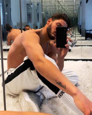 Bryan Dubois Instagram - 👁