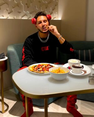 Bryan Dubois Instagram - 🍕🍟