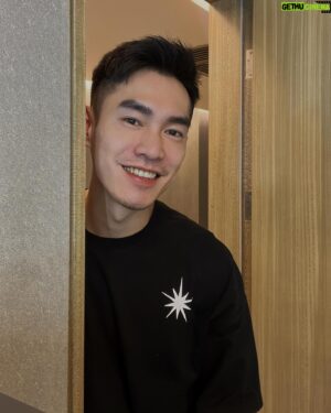 Bryan Shu-Hao Chang Instagram - 真正失去的痛。只有當你愛別人勝過愛自己才能體會！
真正得到的喜悅，也只有當你的努力超過你原本…..
沒有，得到就是得到了，一樣很開心😃

愛人也愛己，有伴沒伴，七夕都要吃個晚餐！
