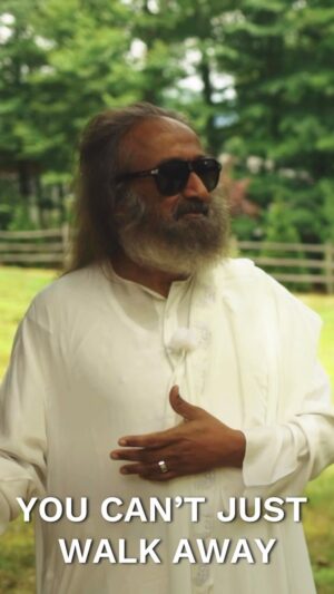 Bryant Wood Instagram - Long conversations with @srisriravishankar 3/4