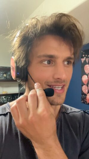 Bryant Wood Instagram - Happy 60th Birthday to my beautiful little mother. 🤍☺️

Headset: @soundoffexperience