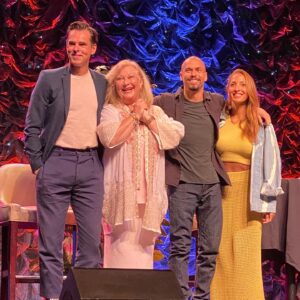 Bryton James Instagram - Thank you #SoapOperaFestival @paysbig And EVERYONE who joined us in Milwaukee! #YR