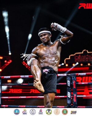 Buakaw Banchamek Instagram - 💪🏼💐