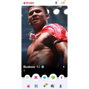 Buakaw Banchamek Instagram - หาคนซ้อมชก ก่อน Match จริง 💪🏻❤️