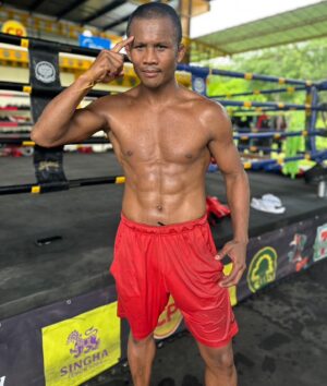 Buakaw Banchamek Instagram - See youเจอกัน💪🏼🙏