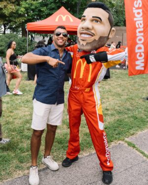 Bubba Wallace Instagram - Bubba’s Block Party Chicago 👊🏾

Man what a turn out last night! So humbled to play a role in welcoming new faces to this sport with events like these. We’ve come a long way and we ain’t stopping ✌🏾
