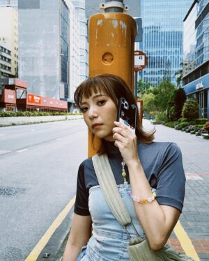 Buber Mak Instagram - 🔋🐱☕️

「POWERED BY
CATS AND COFFEE」

= 100% ME (⁎⁍̴̛ᴗ⁍̴̛⁎)

🤳🏻 @casetify_hk 
📷 @eddielo 
💄 @christylikct