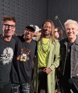 Buchecha Instagram - Tanta gente bacana reunida, com vontade de abraçar e vibrar de coração pra coração,tantas músicas boas de todos os segmentos ,tantos sonhos se realizando e tantos que ja se realizaram !
E mais uma vez eu faço parte de uma celebração do RIR 2024 , nos vemos dia 21 no espaço favela pra levar o nosso funk ao lugar onde sempre merece estar ,gratidão a vocês meu povo , TODA HONRA E GLÓRIA SEJA DADA A DEUS 👏🏾👏🏾👏🏾👏🏾👏🏾🙌🏾🙌🏾🙏🏾🙏🏾🙏🏾
