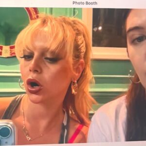 Buck Betty Instagram - So selfish I really can’t help it 🤷‍♀️