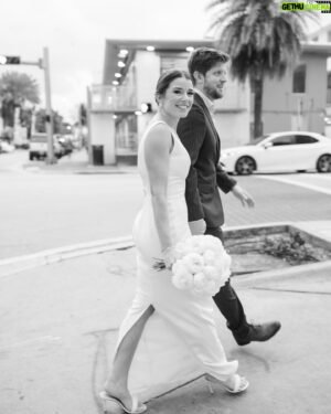 Buck Sexton Instagram - Wedding photos! Love you @carrieflatley 
aka Mrs. Carrie Sexton