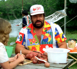Bud Spencer Instagram - Ein feinen Zwirn trägt Carlo in Bud, der Ganovenschreck.