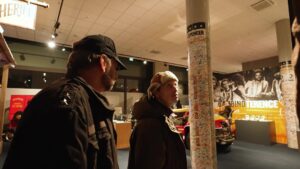 Bud Spencer Instagram - Questo è stato il Bud Spencer Museum: un posto unico al mondo che ha affascinato centinaia di migliaia di fan da tutto il mondo! Ma la Spencerhill Family non si stanca mai e tornerà a stupirvi molto presto con un nuovo incredibile progetto al centro di Berlino. Stay tuned!