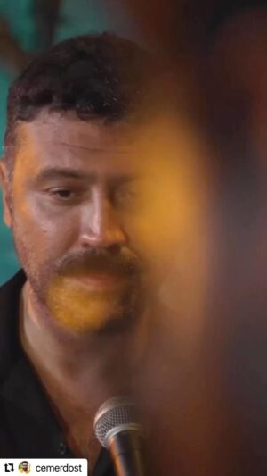 Bülent Emrah Parlak Instagram - Bu hafta “Portakal altı”nın konuğu benim😉 Perşembe 21.00’da @cemerdost 🌻