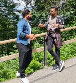 Bülent Emrah Parlak Instagram - Bir amcaoğlu nasıl sevilirse onun milyon katı seviyorum seni.  König 👑 @bagerparlak @parlakbager