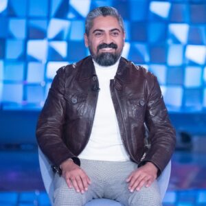 Bülent Polat Instagram - Lui è Gaffur, uno dei protagonisti più amati di #TerraAmara: ora a #Verissimo… Bulent Polat 🤩💥