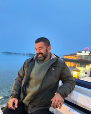 Bülent Şakrak Instagram - Ehline helaldir na ehle haram..🌹