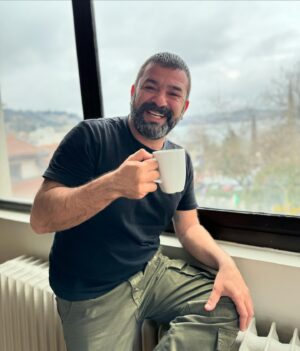 Bülent Şakrak Instagram - Ben gülüyo muyum?? 😎