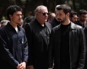 Burak Sergen Instagram - Yarın akşam @hudutsuzsevdadizi