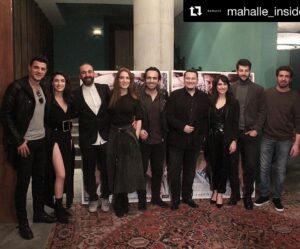 Burak Sevinç Instagram - #Repost @mahalle_inside with @get_repost
・・・
Filmimiz 9 Mart’ta sinemalarda. Heyecanlıyız! 😎 #Mahalle

@bugragulsoy @serhatteoman @emrerkan @selahattintoz @hazarerguclu @selenistan @goksenates @soylu_gokhan @buraksevinc_ @GETyapim 
#SerhatTeoman #BuğraGülsoy #EmreErkan #SelahattinTöz #HazarErgüçlü #SelenÖztürk #GökşenAteş #BurakSevinç #YiğitÇakır #HasanSay #GökhanSoylu #GetYapım #MEDYapım