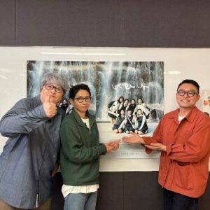 Byun Young-joo Instagram - 너와 나. 정말 놓치시면 안돼요. 그래서 방구석1열에서!!! 화요일, 긴급편성 번외편으로 조현철감독과의 대화를 공개합니다. 정규편성 편집도 매주 너무 힘든데 특별히 너와나를 비롯한 개봉예정 독립영화 특집을 만들어 공개하는데 주저함이 없었던 피디, 작가, 제작진 만세! 다음주엔 화요일 수요일 방구석1열을 즐겨주세요!