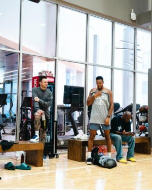 CJ McCollum Instagram - Target practice with a legend. Been about 7 years since we got a workout in together 7. Appreciate the work brotha and glad to see you still training like it’s pre draft 🤝. The left hand Hesi pull up trey is a shot I stole a long time ago. Been about a decade. A lot has changed since we first met @cbrickley603 . Glad to see everything going well for you. The work is undefeated 🤝 
📷/ @nextsubject